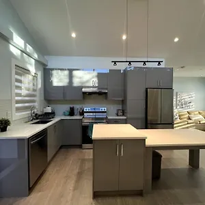 Entire Brand New 3 Bed 2 Bath Vancouver